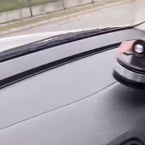 ที่วางศัพท์ในรถยนต์ แดชบอร์ด กระจกหน้ารถ ถ้วยดูด ศัพท์ คลิปสากล แรงโน้มถ่วง ขาตั้ง หมุนได้ ข้อต่อยึด ติดรถบรรทุก