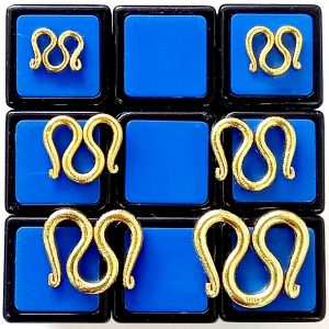 ตะขอสร้อยคอ ตัว M ขนาด 1 สลึงถึง 10 บาท หุ้มทองแท้ มีตราปั้ม บิดง่าย ไม่ลอก ไม่ดำ ใส่กับทองแท้ได้ ทองชุบ ทองเคลือบแก้ว ตะขอตัวเอ็ม [TKM]