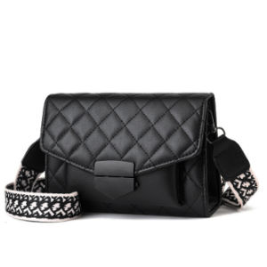 Fashion One-Shoulder Hot High-Grade Bag Sense Net Wild 2023 Texture New Autumn and Winter Bag Messenger Bag Red Square Sling Bag