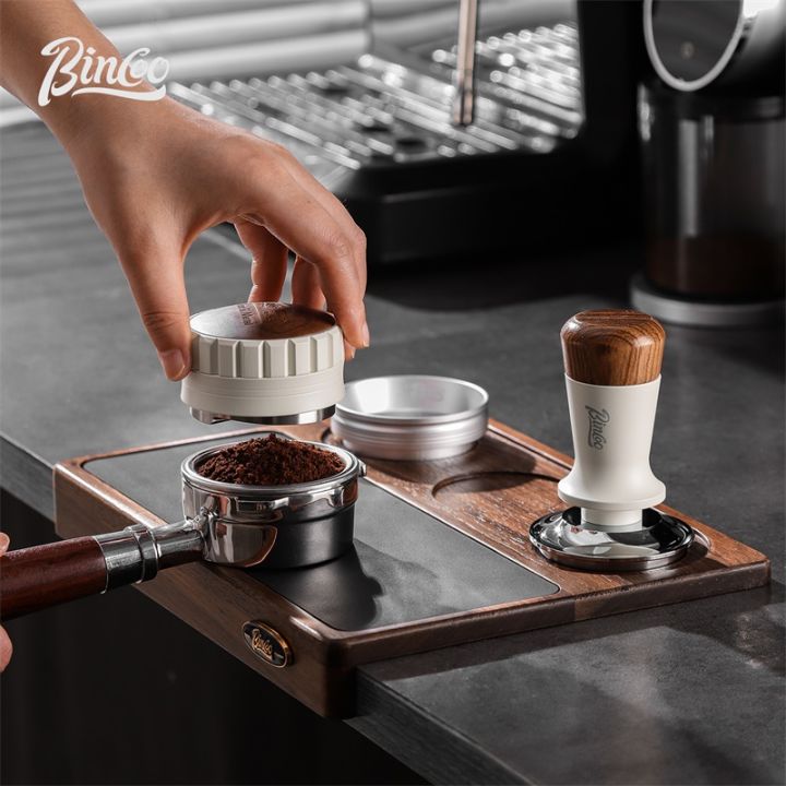 BINCOO%20Coffee%20Tamper%20Base%20Walnut%20Storage%20Board%20Powder%20Dispenser%20Coffee%20Utensil%20Set%20-%20Image%204