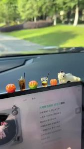 [MẪU MỚI] Lyly Mô Hình Mèo Cafe Mini Trang Trí Ô tôGắn Xe MáyBàn Phím Màn Hình Máy Tính Bàn Làm Việc...