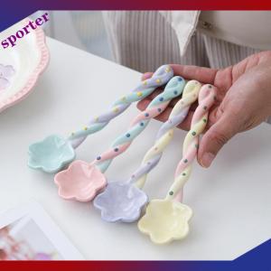 Sporter 1Pc Long Handle Spoon Cute Ice Cream Hand Painted Dessert Spoon with Long Handle Kitchen Tableware Accessories