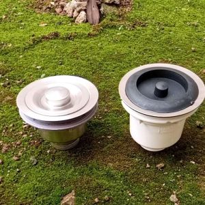 Tutup afur saringan bak cuci piring