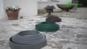 10m/5M Flexible Lawn Edging Plastic Garden Edging Border with 15 Strong Securing Pegs Height 5cm