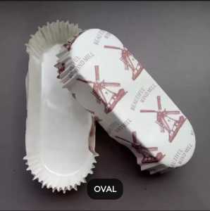 ISI 200pcs/Paper Cup Roti Oval & Bulat Kincir/Kertas Alas Kue/capcake laminasi