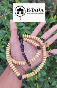 tasbih kayu kemuning butiran pipi kombinasi galih kelor hitam