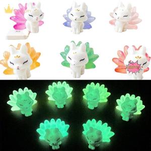 illusory 1ชิ้นเรซินเรืองแสงขนาดเล็กน่ารัก9หางเครื่องประดับจิ้งจอกเรืองแสงในที่มืดรูปปั้นขนาดเล็กจิ้งจอกภูมิทัศน์ไมโครของตกแต่งบ้านตุ๊กตา