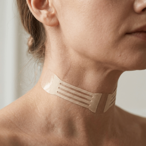 YISHA Adhesive Neck Lifting Tape Instant Wrinkle Reducer Skin Tightening Tape New Non-Slip Neck And Facial Tape Skincare