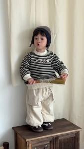 Baby clothes 2025 Autumn and winter childrens clothing Korean style boys striped thickened sweatshirt and pants set