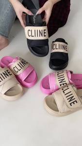 [Free Shipping] Black Thick-Soled Flip-Flops For Women New Summer Style With A Sophisticated Look Soft Sole And Lightweight Design