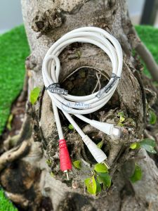 Dây Cáp Kết Nối 2 Đầu Hoa Sen Qua Lightning - Hỗ Trợ Các Thiết Bị Như iPhone iPad Kết Nối Với Loa TV v.v