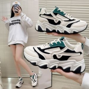 Tuta Dongjun Sepatu Sneakers Wanita Sport Shoes KB33