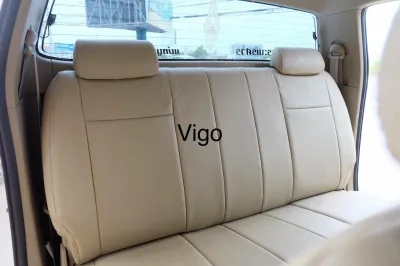 PA หุ้มเบาะ4ประตูด้านหลังตรงรุ่น VIGO เก่า-ใหม่ VIGOแชมร์ หนังอย่างดี (สีครีม)สวมทับเบาะเดิมเข้ารูป