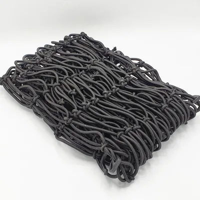 ตาข่ายคลุมรถกระบะ ตาข่ายคลุมรถกะบะ ขนาด 150 x 150 cm ตาข่ายคลุมกะบะ ตาข่ายคลุมกระบะ แถมฟรี!! ตะขอ 12ชิ้น ตาข่ายคลุม แร็คหลังคา รถกระบะ