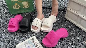 [Free Shipping] Height-increasing thick-soled womens wedge sandals for summer stylish platform sandals for outdoor wear fashionable beach sandals