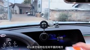 2026New 360 Rotation Vacuum Suction Cup Phone Holder Foldable Magnetic Car Phone Mount for Car/Gym/Mirror