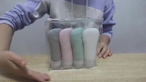 Press-type silicone dispensing bottle travel portable bottle set for home and business trips suitable for skincare products cosmetics food grade