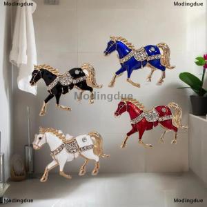 [COD] Modingdue Classic Rhinestone Horse Brooches For Women Zodiac Animal Lapel Pins Casual Party Accessories New Year Gifts Friends