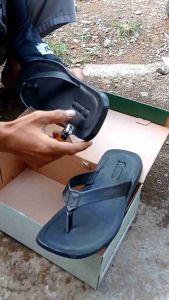 SANDAL JEPIT POL KULIT ZURRU