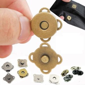 OQEWPI ตะขอเหล็กสีเงินปิดสำหรับกระเป๋ากระเป๋าโน้ตบุ๊คทำรูปร่างพลัมกระดุมโลหะแม่เหล็กอุปกรณ์ DIY หัวเข็มขัดดูด