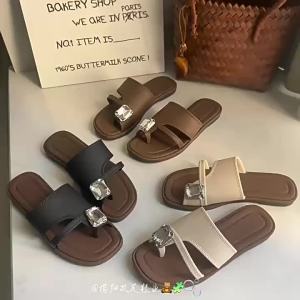 [Free Shipping] New Summer Toe-Loop Sandals for Women Simple Outdoor Roman Sandals Vintage Non-Slip Versatile Flat Beach Shoes