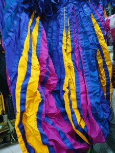 PARACHUTE TENT MICROFIBER WATER RESISTANT 24 LEAVES ACTUAL BLUE AND WHITE COLOR COMBINATION 31 FEET DIAMATER