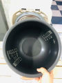 Nồi cơm điện cao tần nội địa Nhật Bản Sanyo dung tích 1.8L dùng cho gd 5-7 người. 