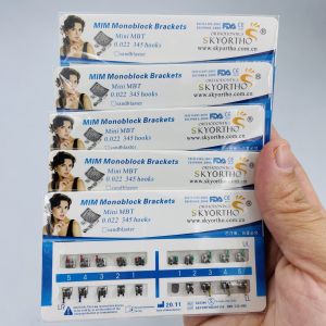 100pcs/5 packs Metal Brackets mini Roth / MBT 022 345 hooks Dental Material