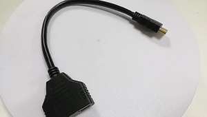 Two HDTV Output Splitter Cable with Gold Plateds Terminals Optimized for HDTV Connectivitys