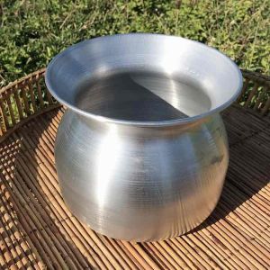 หวดนึ่งข้าวเหนียวรุ่นกลาง แบบครบชุด ประกอบด้วย หวดขอบไม้ 1 ขอบ/หม้อเบอร์ 24/ฝาปิด 10 นิ้ว/ไม้พาย แบบแยกรายการก็มีค่ะ