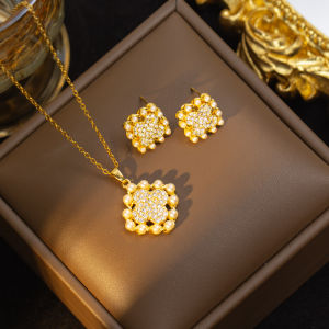 Fashion necklace pendant - Luxury and exclusive small-scale collar chain accessory 【钛钢】欧美轻奢满钻四叶草珍珠项链女耳环耳钉个性首饰套装饰品