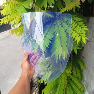 VISOR WINDSHIELD NMAX OLD NMAX LAMA MODEL STANDAR BAHAN FULL AKRILIK WINDSIELD NMAX LAMA OLD MODEL STANDAR BAHAN FULL AKRILIK ZM55