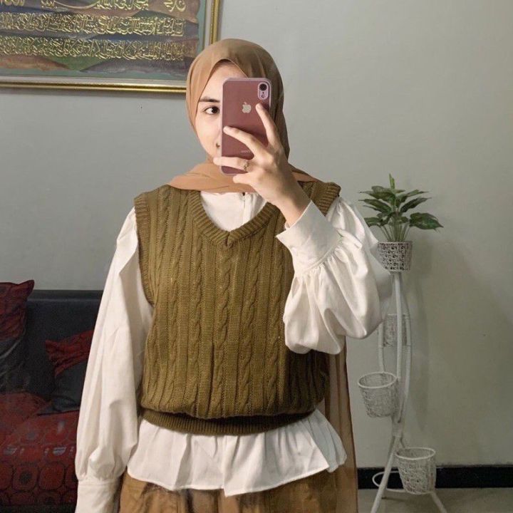 NEW!!!SWEATER RAJUT CABLE VEST ROMPI CABLE | Lazada Indonesia