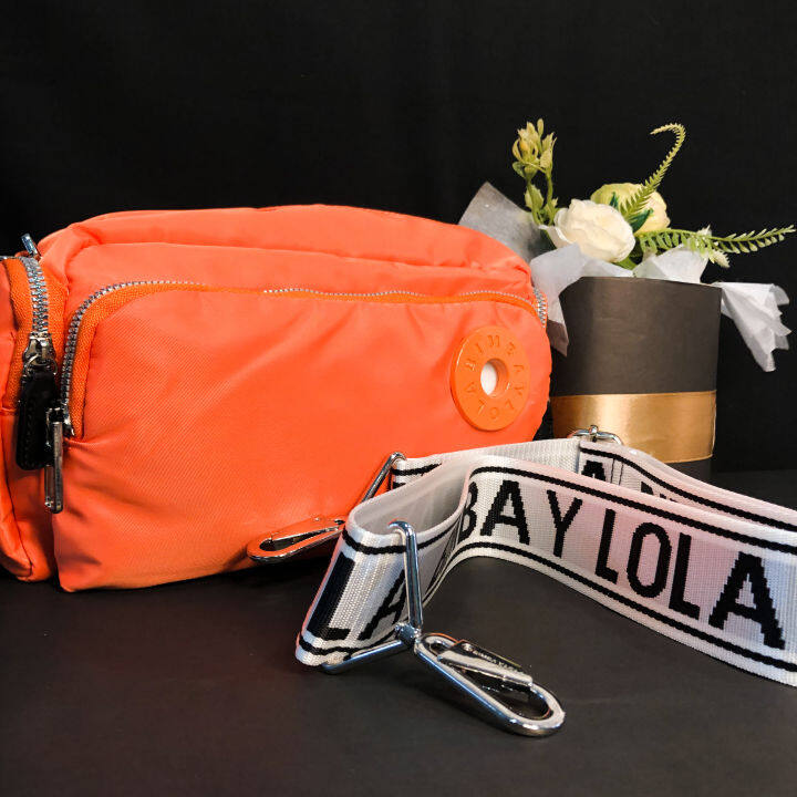 BIMBA Y LOLA ORANGE NYLON NEW LOGO SAMPING SLING BAG WANITA