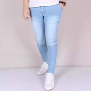 FOTO SENDIRI TANPA EDITAN 100% REAL PICH !!! Celana Panjang Jeans Pria Bahan Melar dan Ngaret Model Terbaru REDY WARNA HITAM-BIRU NEVY-BIRU MUDA REDY UKURAN 27-38.