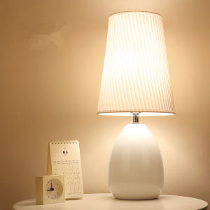 Nordic Household Metal Table Lamp Energy-saving Bedroom Bedside Lamp LED Study Desk Lamp Modern Simple Home Living room Decoration Fixtures-UK Plug 22*52cm
