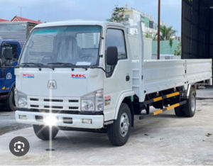 Vè che mưa gắn cho xe tải Isuzu vĩnh phát vè che mưa ISUZU VĨNH PHÁT làm bằng nhựa đen dẻo dày bao đẹp có sẵn keo dán(giá 1 cặp)
