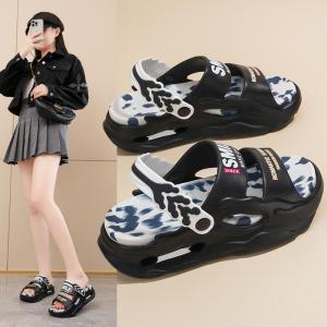 [Free Shipping] Large-Size MenS EVA Two-Tone Thick-Soled Slippers Fashionable WomenS One-Strap Sandals Stylish And Versatile For Both Indoor And Outdoor Wear Beach Slippers