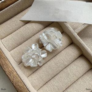 [COD] Buin White Acrylic Flower Earrings For Women Romantic Party Wedding Earrings Simple Fashion Stud Earrings Jewelry Girls Gift