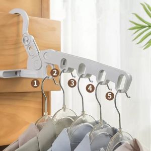 ชั้นแขวนที่แขวนผ้าสำหรับตากไม้แขวนการเดินทางพับได้แบบพกพามีรู5รูสำหรับการเดินทางในโรงแรมและตั้งแคมป์