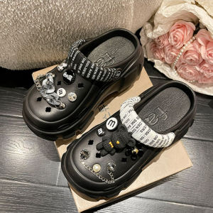 LEAShop HOT DEAL รองเท้าหัวโตสุดฮิต มาใหม่ สีสันสดใสลงตัวไปกับ เซ็ท Jibbitz รุ่นล่าสุด ทรงสวย คุณภาพดี ราคาสุดคุ้ม ดีขนาดนี้ ไม่มีไม่ได้แล้วป่ะ