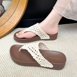 [Free Shipping] WomenS Thick-Soled Flip-Flops 2026 New Style Fashionable High-Heeled Outdoor Slippers With A Soft Non-Slip Sole And A Toe-Post Design
