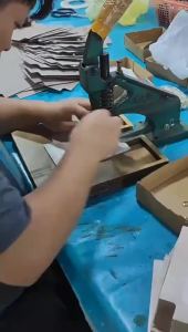 Suitable for 17 Pro Max Flip Phone Leather Case with Card Slot iPhone 16 15 Lychee Pattern Case