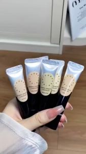 FOREVERKEY Concealer 遮瑕膏均匀肤色遮盖瑕疵 Covers Facial Spots Acne Marks Dark Circles Nasolabial Folds Moisturizing And Moisturizing
