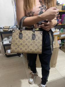 Fashion Korean Sling bag Leather Medium size High quality Leather Handbag and Sling bag with free Dustbag