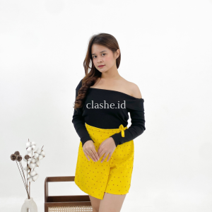 Shena Skort Uragiri Celana Rok Pendek OOTD by Clashe