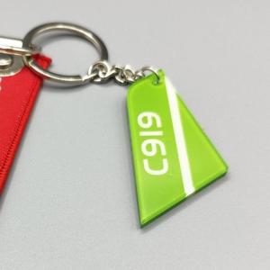 LYM 1 Piece Both Sides Print Acrylic Airline Pattern Vertical Tail Car Tag Key Accessories Aviation Keychain Backpack Pendant