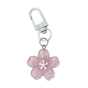Nature Inspired Floral Resin Keychain With Secure Metal Hook Elegant Keyrings Suitable For Students And Travelers