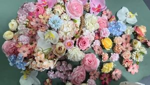 Mixed Color Artificial Flower Heads Set Fake Hydrangea Peony Daisy Rose Flowers Multicolor for Craft Garland