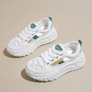 จัดส่งในกรุงเทพฯ รองเท้าผ้าใบผู้หญิง รองเท้าผ้าใบลูกไม้ รองเท้าผ้าใบแฟชั่น ส้นหนา5CM ไซส์ 35-44 ใส่นุ่ม เดินสบาย จัดส่งภายใน 24 ชั่วโมง